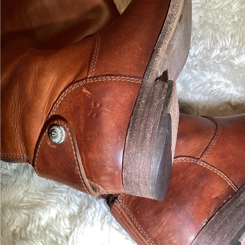 Frye Womens brown Leather riding Boots size 7
